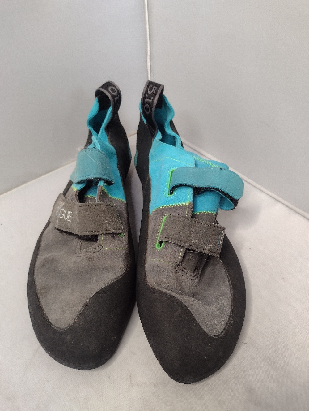 Five Ten 5.10 Rogue Shoes Mens 9.5 Women 11 Blue Gray Rock Climbing B6